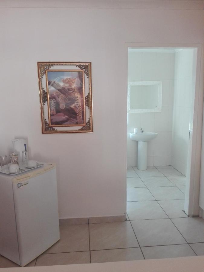 Joezebel Guesthouse Mogwase Dış mekan fotoğraf